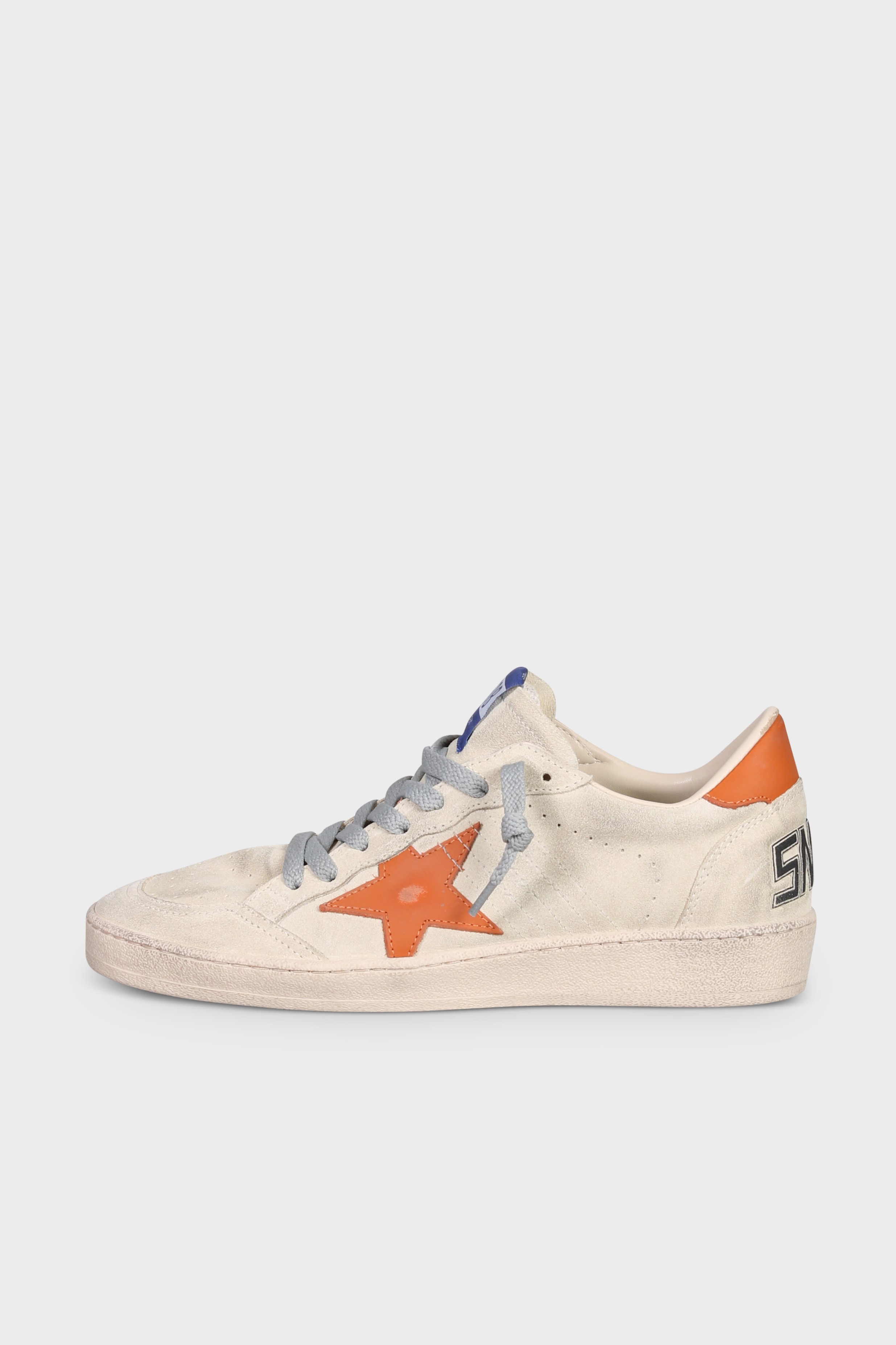 GOLDEN GOOSE Sneaker Ballstar in Wood Ash/Gold Flame