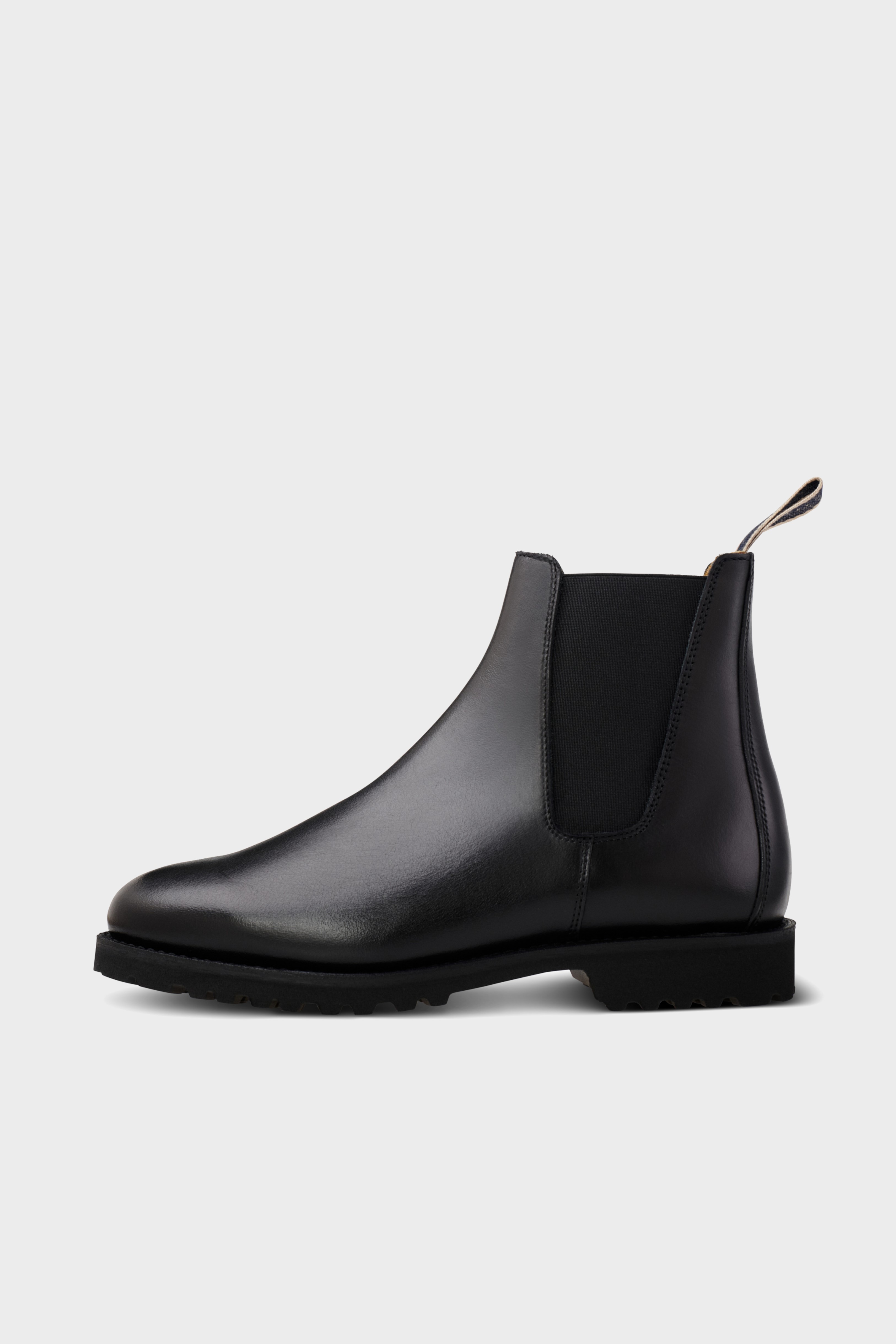 LUDWIG REITER Chelsea Boot in Black