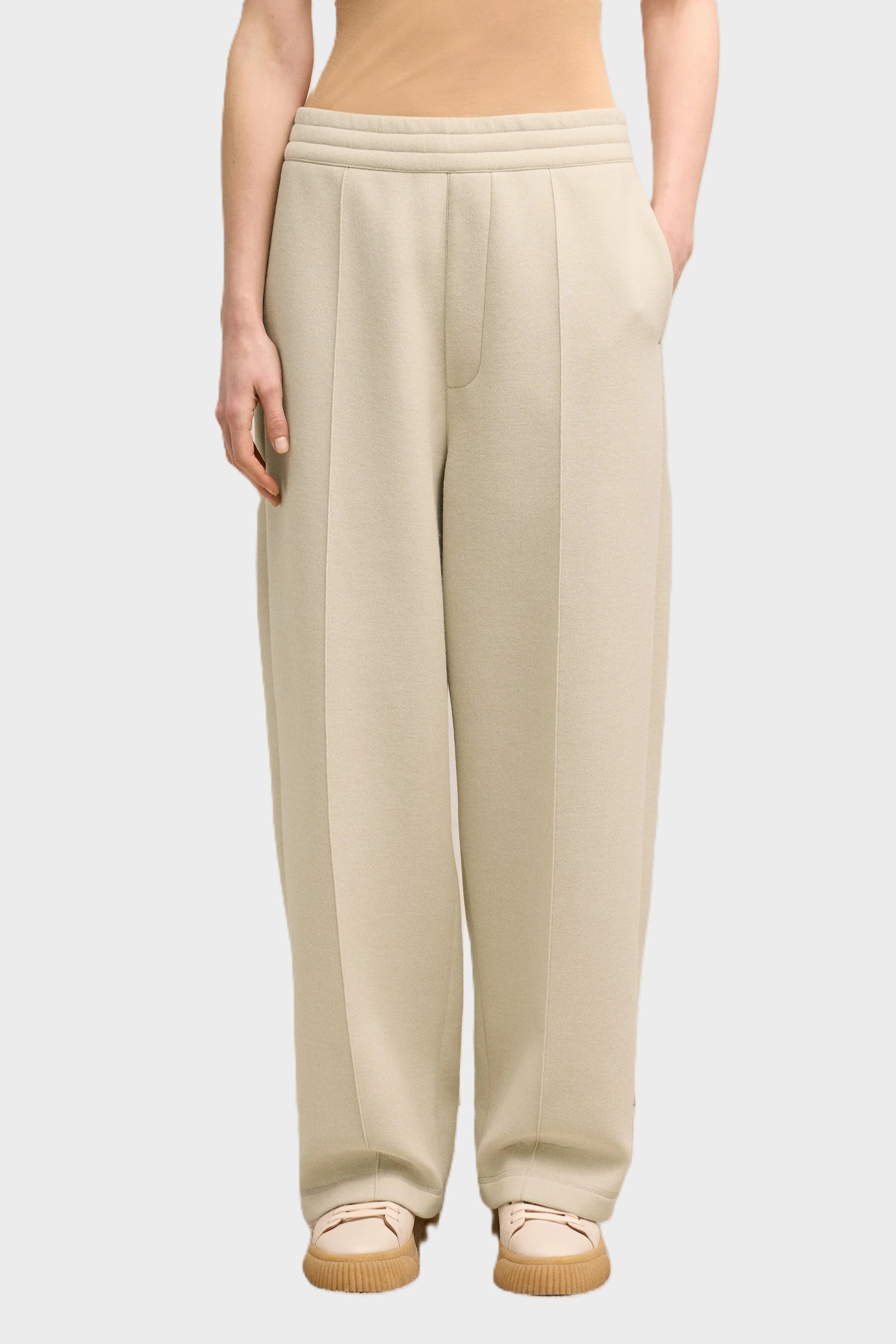 AMI PARIS Pleated Trouser in Sand